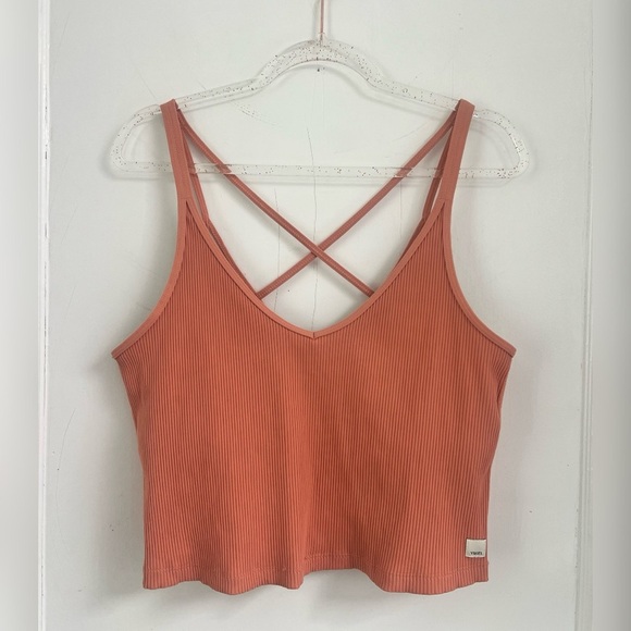 Vuori Women's Rib Crop Tank
Top light cinnamon Size XXL Sold Out - Picture 1 of 7